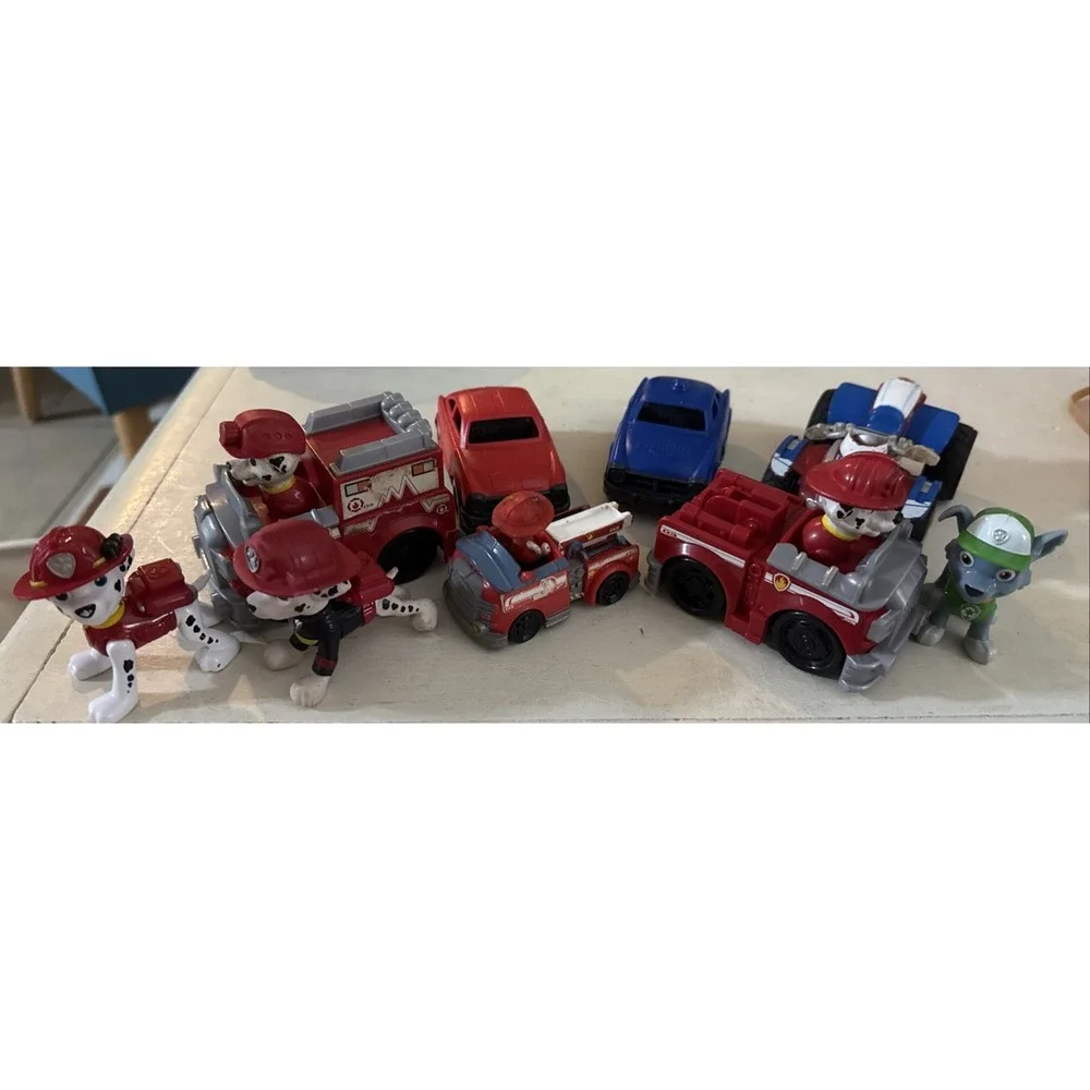 Random Assorted Paw Patrol Action Figures and Toys Lot of 7 Plus 2 cars